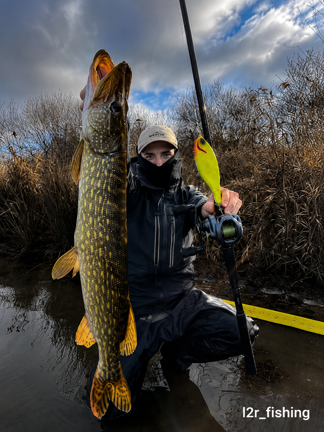pêche du brochet au swimbait sur une cassure.